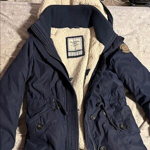 2000s Y2K Abercrombie & Fitch Dark Blue Jacket with Cream Lining